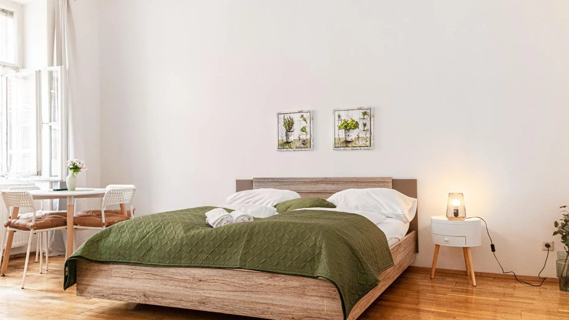 Stylish Multi Apt Perfect For Group Stays Vienna Austria