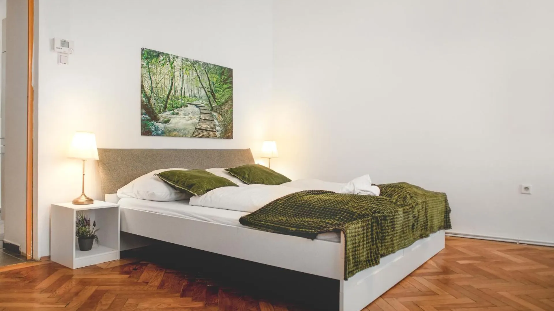 Stylish Multi Apt Perfect For Group Stays Vienna Apartment