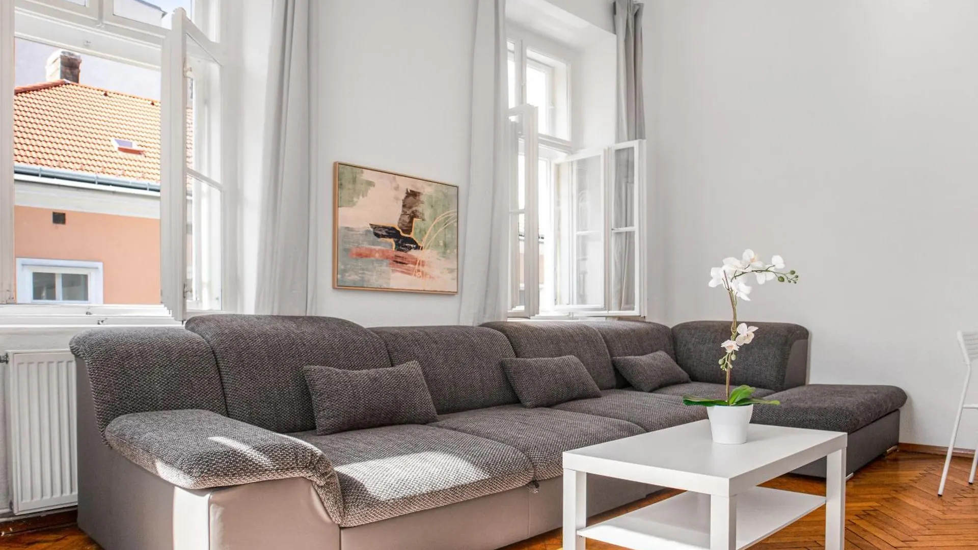 Apartment Stylish Multi Apt Perfect For Group Stays Vienna
