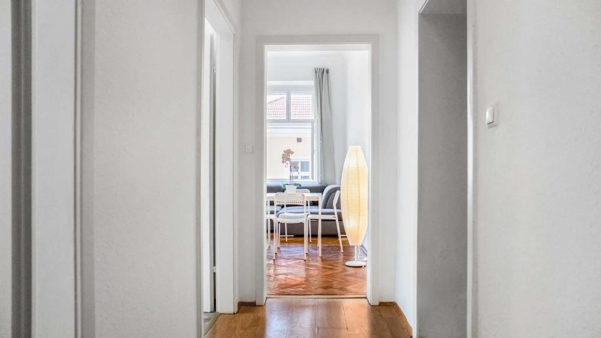 Stylish Multi Apt Perfect For Group Stays Vienna Austria